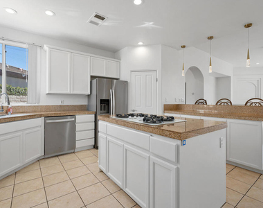 40921 Hovley Court - Photo Thumbnail 7