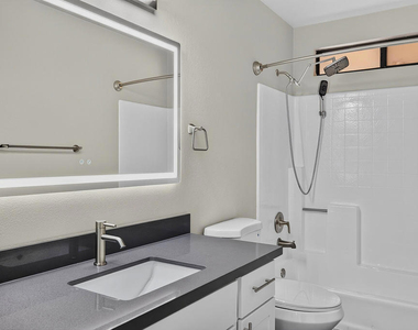 1448 E Adobe Way - Photo Thumbnail 9