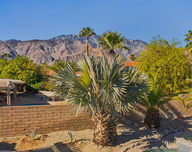 1448 E Adobe Way - Photo Thumbnail 16