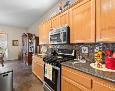 49021 Heifitz Drive - Photo Thumbnail 19