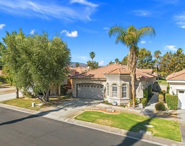 49021 Heifitz Drive - Photo Thumbnail 45