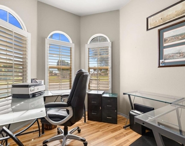 49021 Heifitz Drive - Photo Thumbnail 34