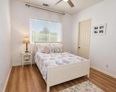 44475 Grand Canyon Lane - Photo Thumbnail 25