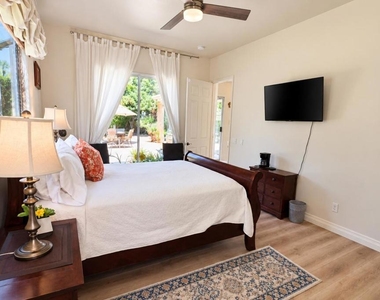 44475 Grand Canyon Lane - Photo Thumbnail 17