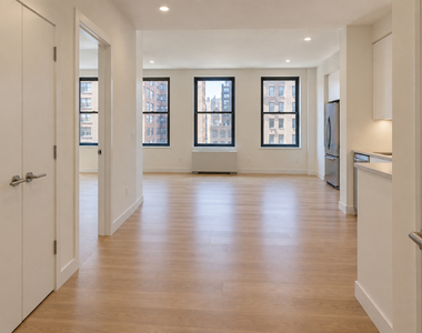 136 East 55th Street - Photo Thumbnail 3