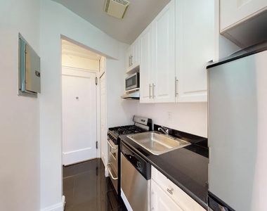 East 78th street  - Photo Thumbnail 5