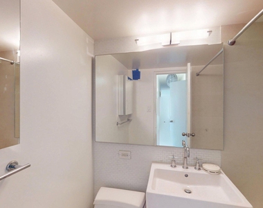 East 63rd Street - Photo Thumbnail 15
