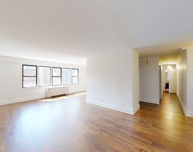 East 63rd Street - Photo Thumbnail 11