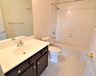 4 High Ridge Lane - Photo Thumbnail 20