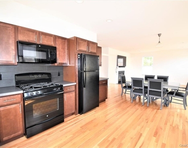 4 High Ridge Lane - Photo Thumbnail 11