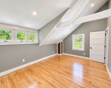 72 Webb Road - Photo Thumbnail 10