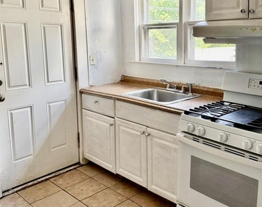 74 Yale Avenue - Photo Thumbnail 5