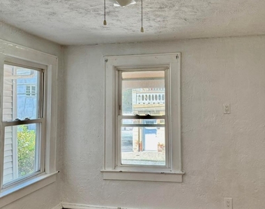 74 Yale Avenue - Photo Thumbnail 10