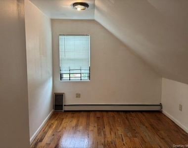 24107 147th Avenue - Photo Thumbnail 6