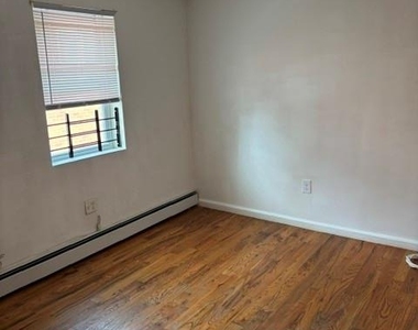 24107 147th Avenue - Photo Thumbnail 8