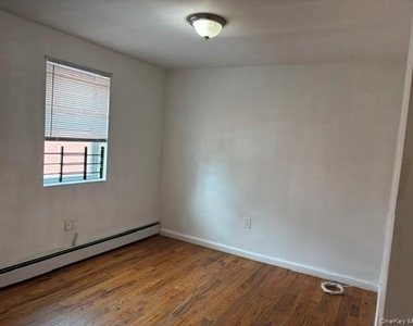 24107 147th Avenue - Photo Thumbnail 5
