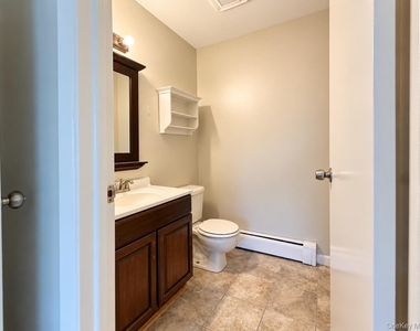 326 Concord Lane - Photo Thumbnail 8