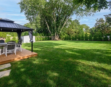 4 Southwind Road - Photo Thumbnail 12