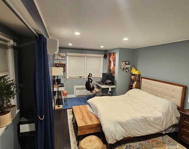 20 Sylvester Place - Photo Thumbnail 1