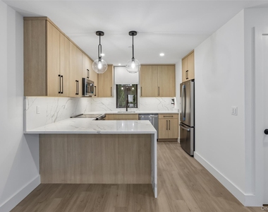 325 Manville Road - Photo Thumbnail 6