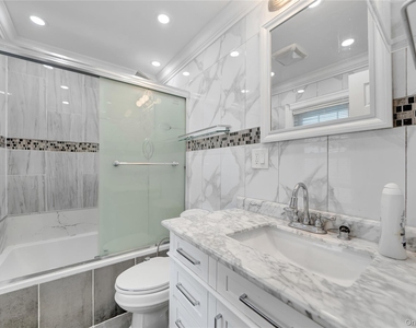 8865 192nd Street - Photo Thumbnail 9