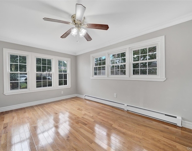 8865 192nd Street - Photo Thumbnail 6