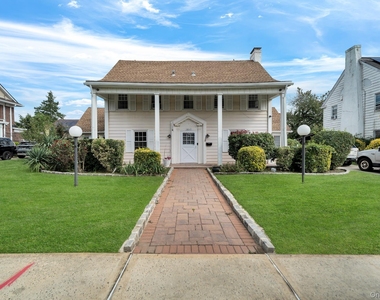 8865 192nd Street - Photo Thumbnail 12