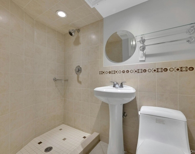 47 Highland Avenue - Photo Thumbnail 32