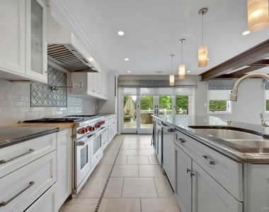 47 Highland Avenue - Photo Thumbnail 7