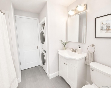 29 Chestnut Avenue - Photo Thumbnail 11