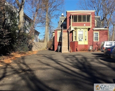 207 Woodbridge Avenue - Photo Thumbnail 1