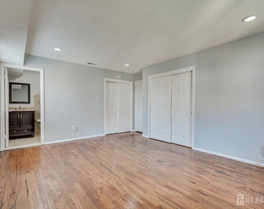 312 Edison Glen Terrace - Photo Thumbnail 19