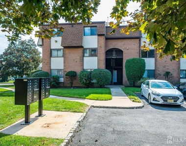 312 Edison Glen Terrace - Photo Thumbnail 25