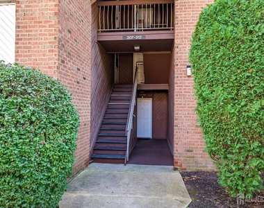 312 Edison Glen Terrace - Photo Thumbnail 26