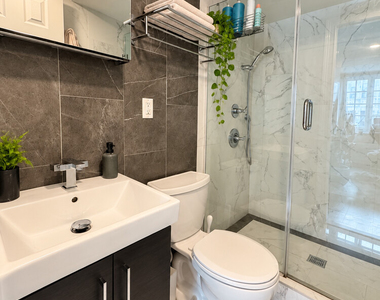 102 Greenwich Avenue - Photo Thumbnail 3