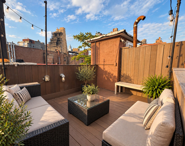 102 Greenwich Avenue - Photo Thumbnail 1
