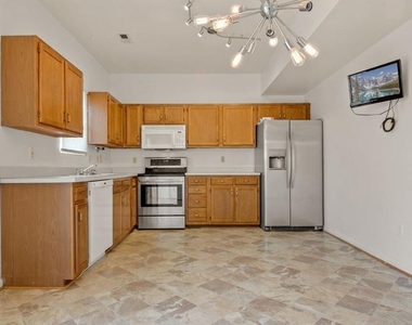 11011 Coreys Way - Photo Thumbnail 41