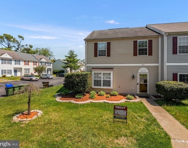 11011 Coreys Way - Photo Thumbnail 2