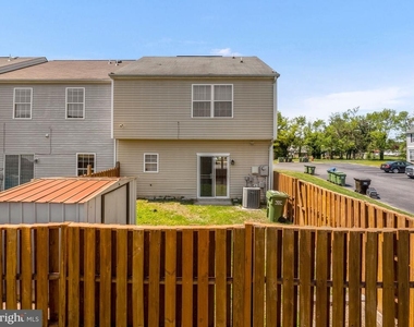 11011 Coreys Way - Photo Thumbnail 4