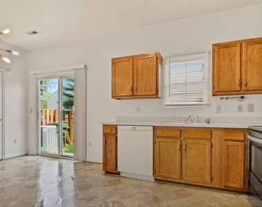 11011 Coreys Way - Photo Thumbnail 39
