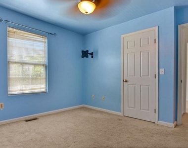 11011 Coreys Way - Photo Thumbnail 33