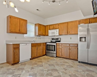 11011 Coreys Way - Photo Thumbnail 40