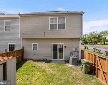11011 Coreys Way - Photo Thumbnail 7