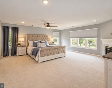 9580 Linden Wood Road - Photo Thumbnail 9
