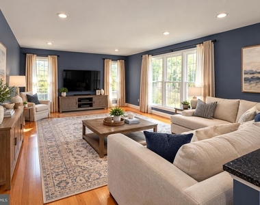 9580 Linden Wood Road - Photo Thumbnail 6