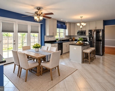 9580 Linden Wood Road - Photo Thumbnail 5