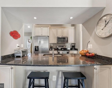 9833 Nimitz Court - Photo Thumbnail 10