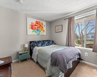 9833 Nimitz Court - Photo Thumbnail 16