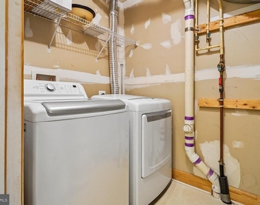 14614 Robin Glen Way - Photo Thumbnail 24