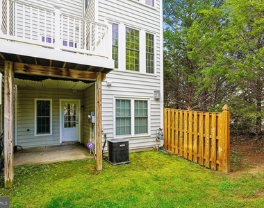 14614 Robin Glen Way - Photo Thumbnail 28